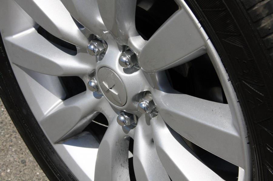  Mitsubishi Outlander Sport 2011 года  (фото 41 из 49)